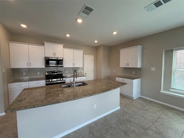 $2,400 | 1309 Camino Court, Leander, TX 78641