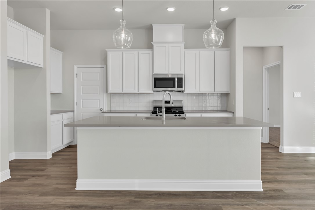 6422 Raleigh Loop College Station, TX 77845 - Photo 9 of 30