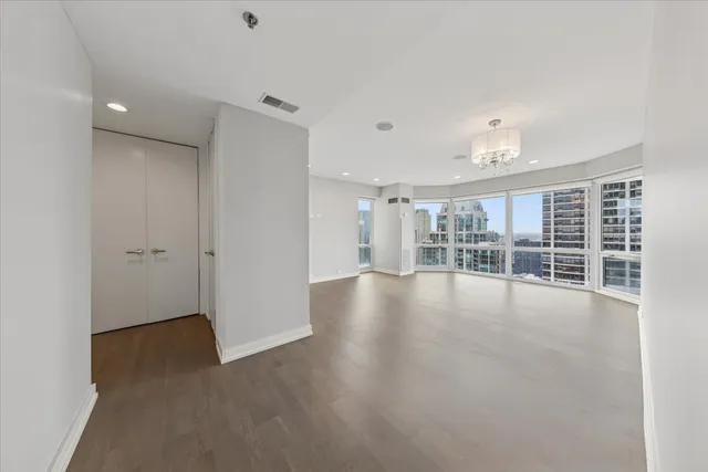 $6,500 | 100 East Huron Street, Unit 3901, Chicago, IL 60611