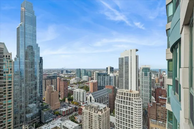 $6,500 | 100 East Huron Street, Unit 3901, Chicago, IL 60611