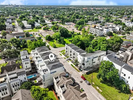 $595,000 | 2215 Francis Street, Houston, TX 77004