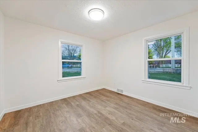 $499,000 | 5805 Robertson Drive, Boise, ID 83709