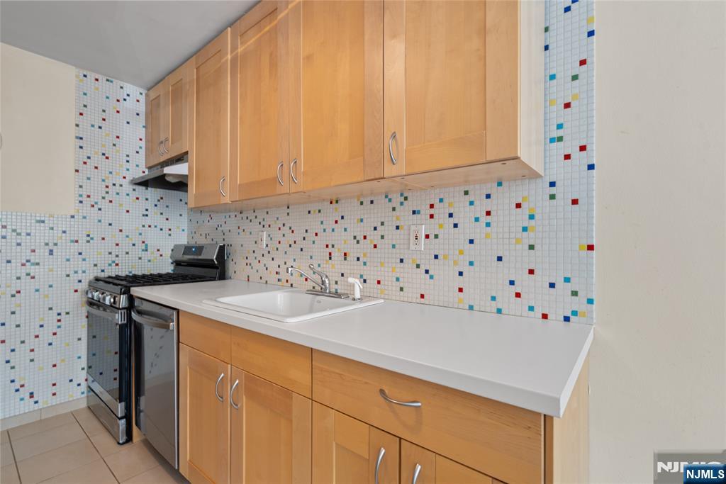 926 Bloomfield Avenue, Unit 1K Glen Ridge, NJ 07028 - Photo 11 of 17
