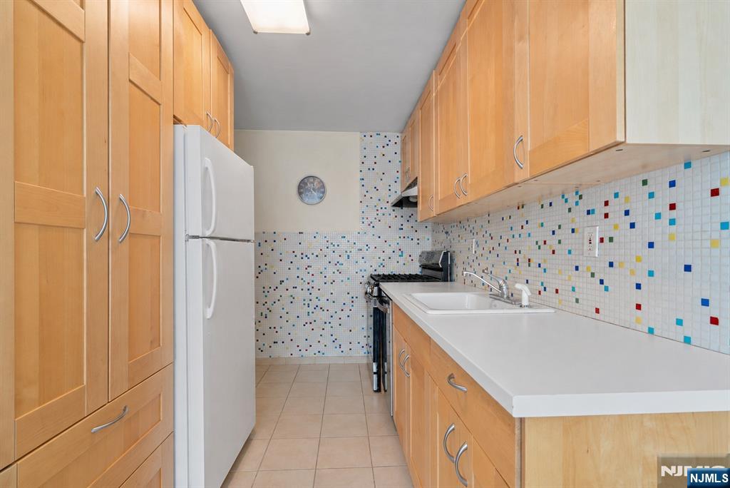 926 Bloomfield Avenue, Unit 1K Glen Ridge, NJ 07028 - Photo 9 of 17