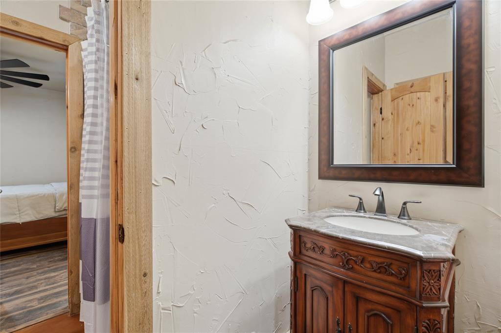 722 3 Skillet Road Springtown, TX 76082 - Photo 25 of 40