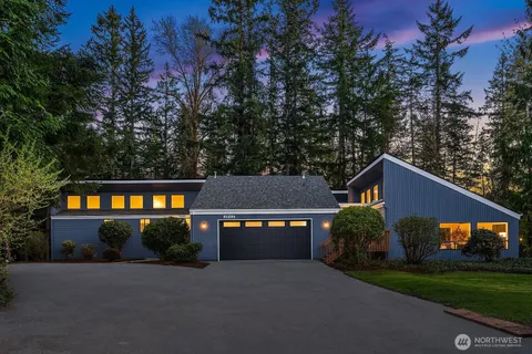 $2,598,000 | 21221 Southeast 13th Place, Sammamish, WA 98075
