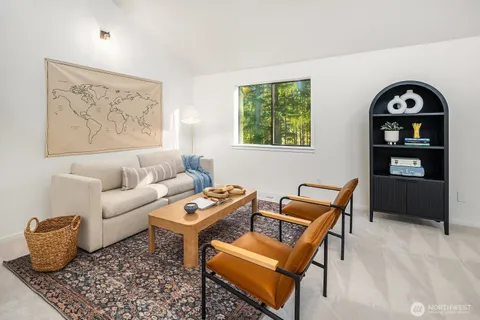 $2,598,000 | 21221 Southeast 13th Place, Sammamish, WA 98075