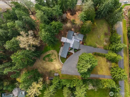 $2,598,000 | 21221 Southeast 13th Place, Sammamish, WA 98075