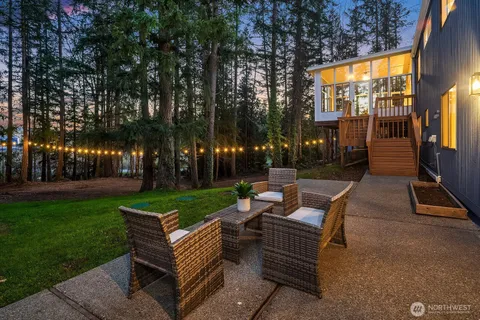 $2,598,000 | 21221 Southeast 13th Place, Sammamish, WA 98075