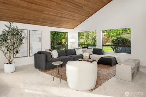 $2,598,000 | 21221 Southeast 13th Place, Sammamish, WA 98075