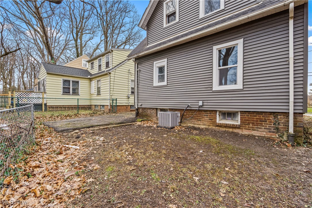 3639 Randolph Road Cleveland Heights, OH 44121 - Photo 5 of 38