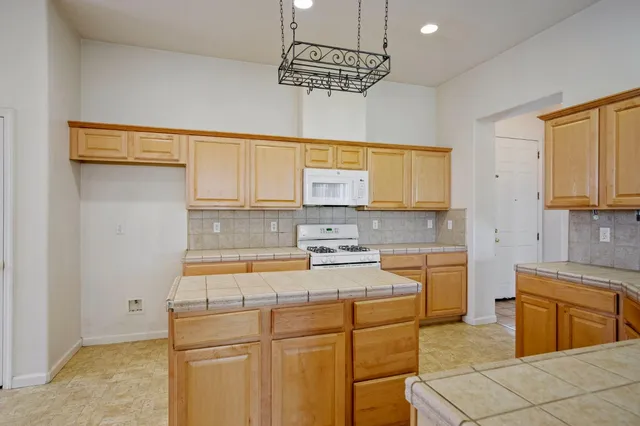 $464,900 | 519 Chandler Court, Livingston, CA 95334