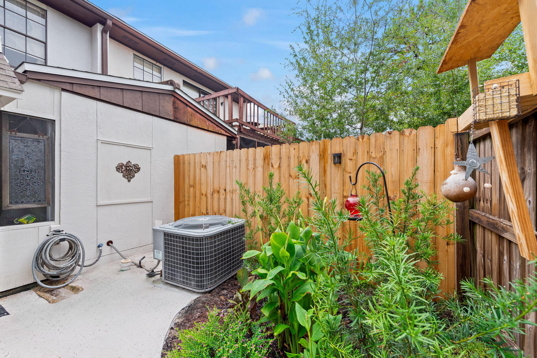 37 12th Street, Unit V126 Shalimar, FL 32579 - Photo 23 of 26 a view of fountain in front of a house