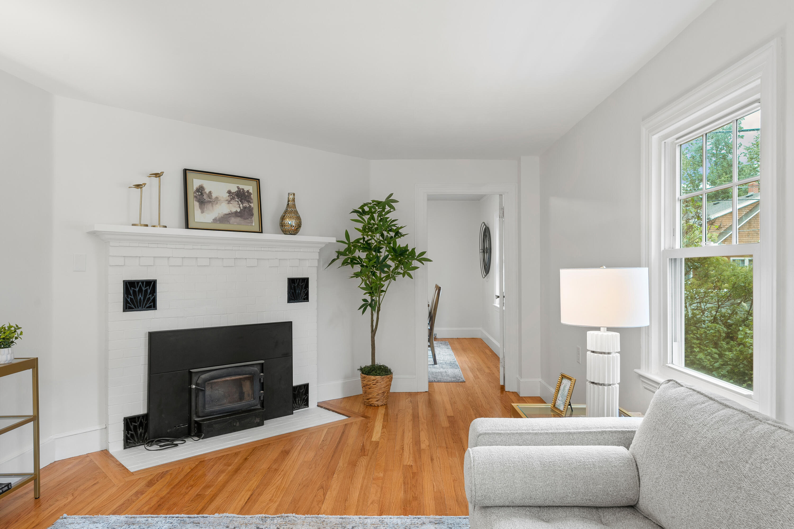 14 Charles Road Cape Elizabeth, ME 04107 - Photo 8 of 39 19_14 Charles Road_MorneauStudios_Print