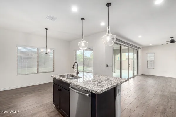 $675,000 | 7342 South Debra Drive, Gilbert, AZ 85298