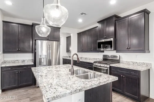 $675,000 | 7342 South Debra Drive, Gilbert, AZ 85298