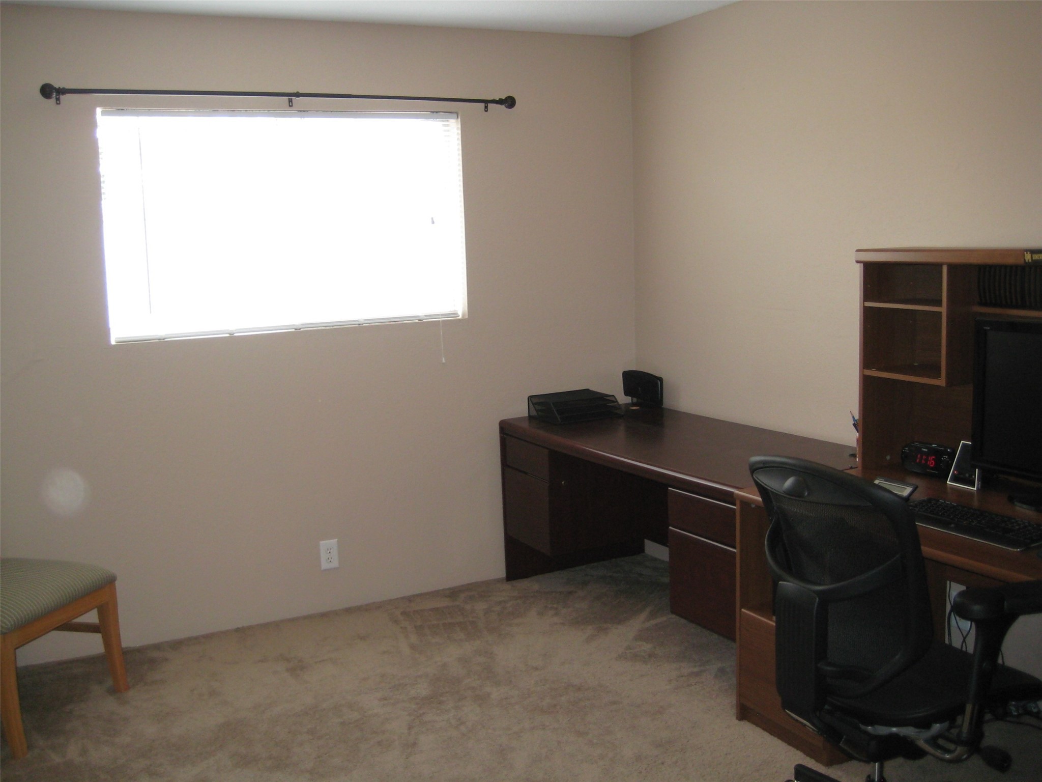 11002 Hammerly Boulevard, Unit 200 Houston, TX 77043 - Photo 11 of 17 a view of workspace with a window