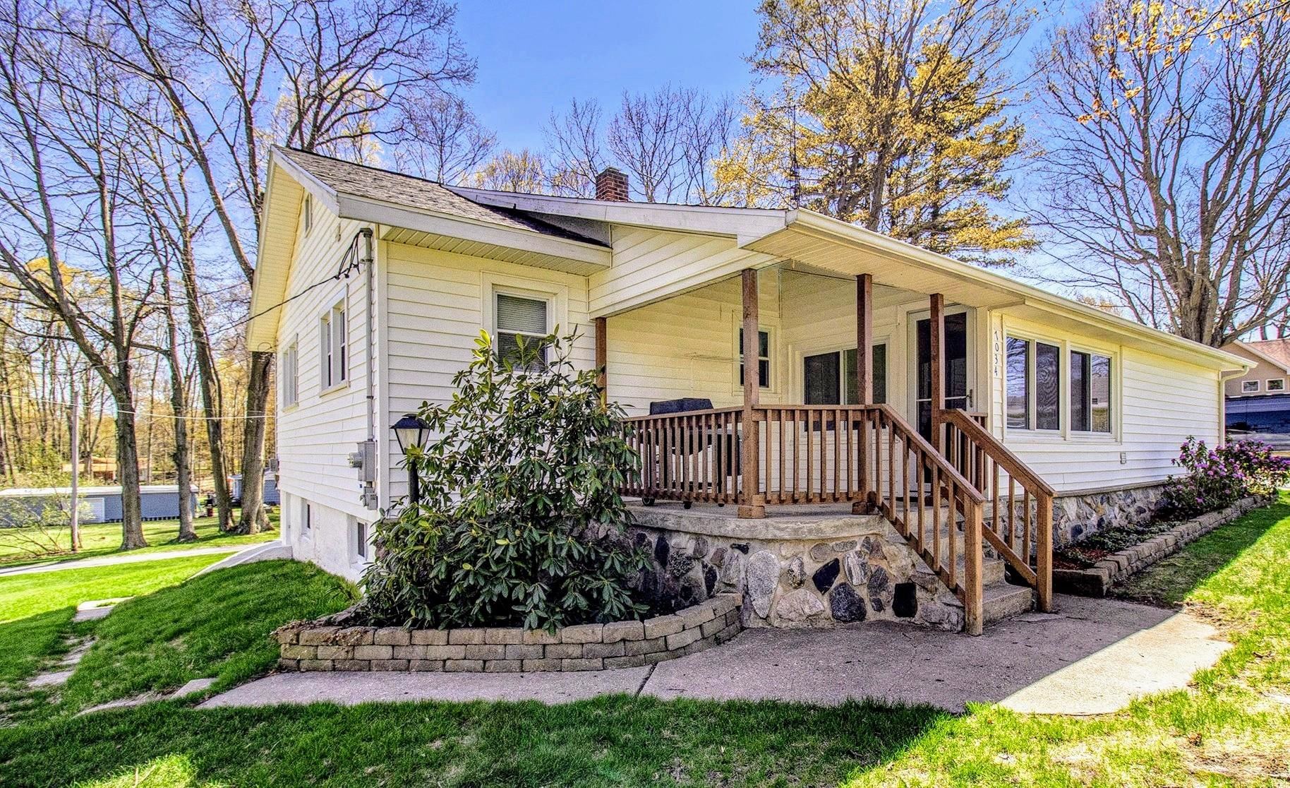7034 West Dewey Road Ludington, MI 49431 - Photo 2 of 44 Gallery Image 2