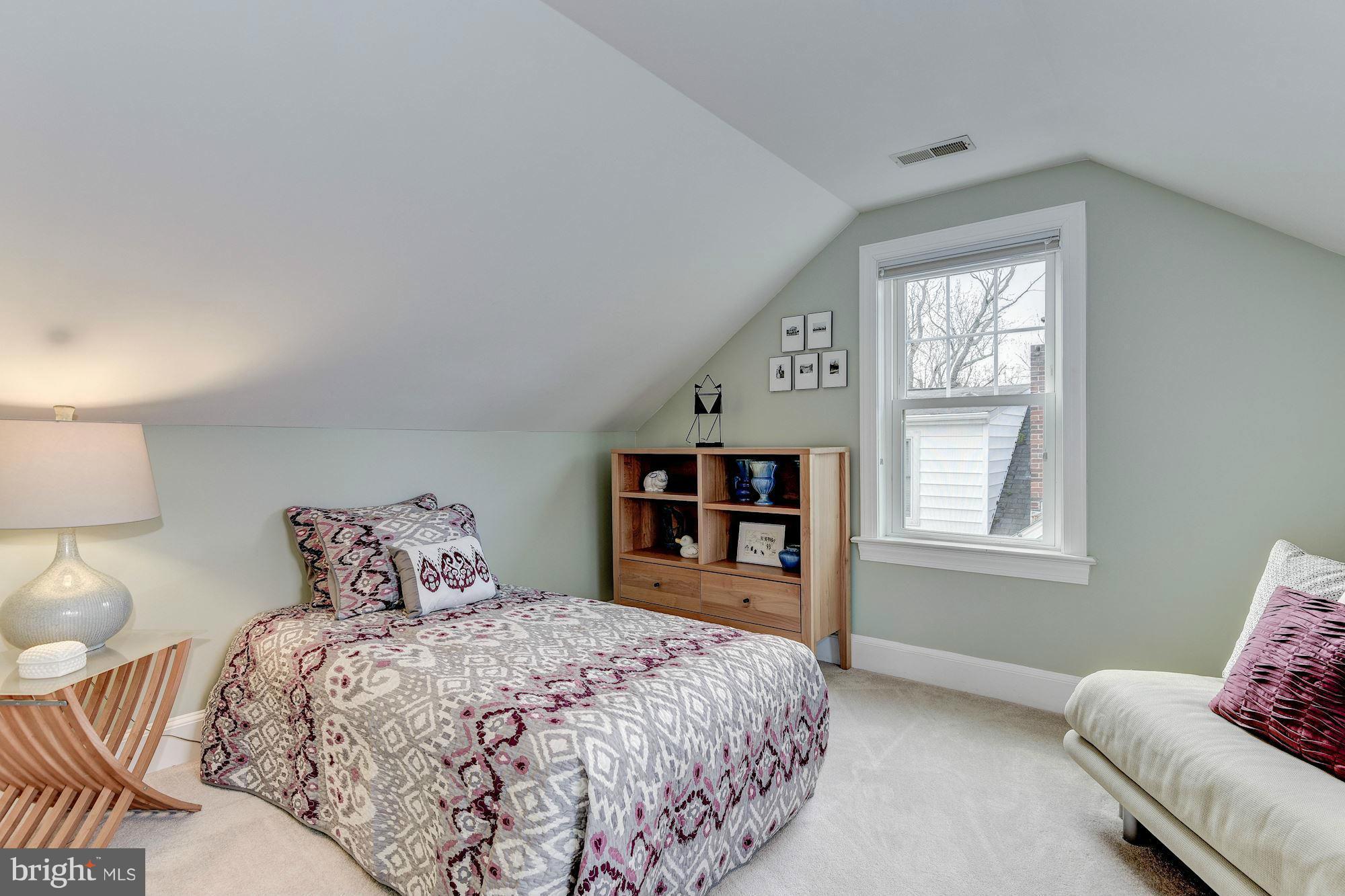 4828 16th Road North Arlington, VA 22207 - Photo 20 of 30 Bedroom