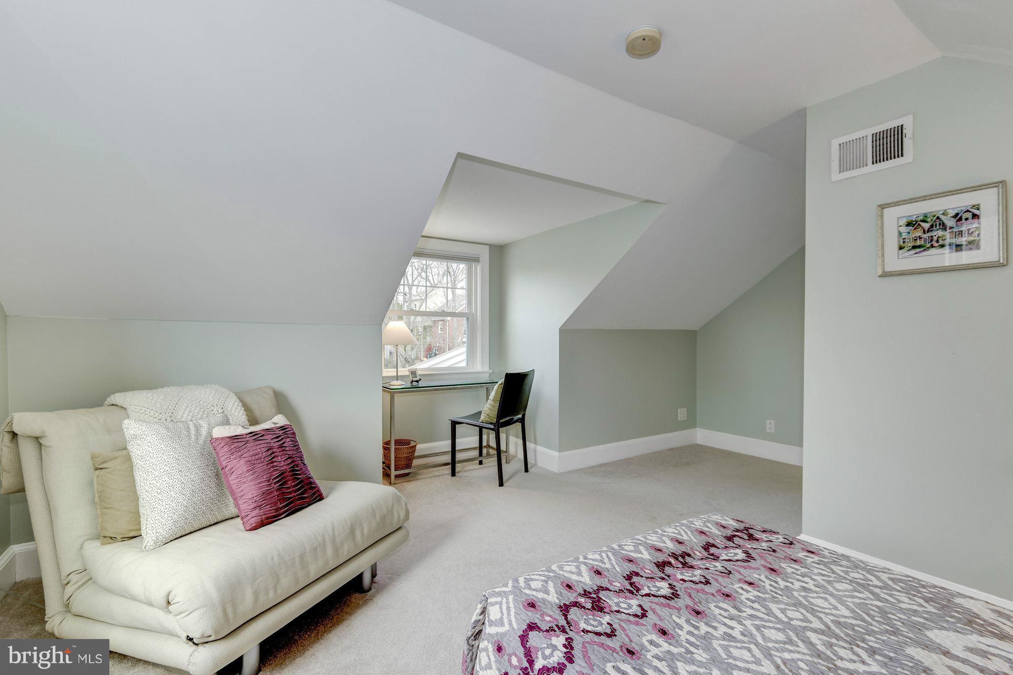 4828 16th Road North Arlington, VA 22207 - Photo 21 of 30 Bedroom