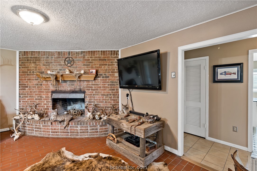 8166 Riley Road Bryan, TX 77808 - Photo 10 of 26