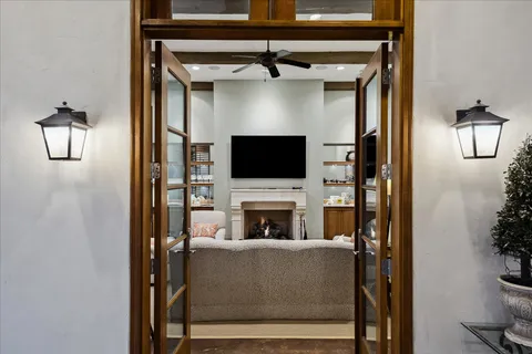 $3,795,000 | 3109 Locke Lane, Houston, TX 77019