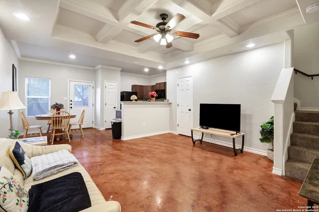 $1,395 | 4941 Flipper Drive, San Antonio, TX 78238