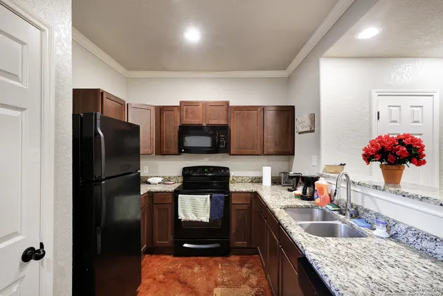 $1,395 | 4941 Flipper Drive, San Antonio, TX 78238