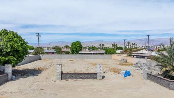 $190,000 | 81458 Alberta Avenue, Indio, CA 92201