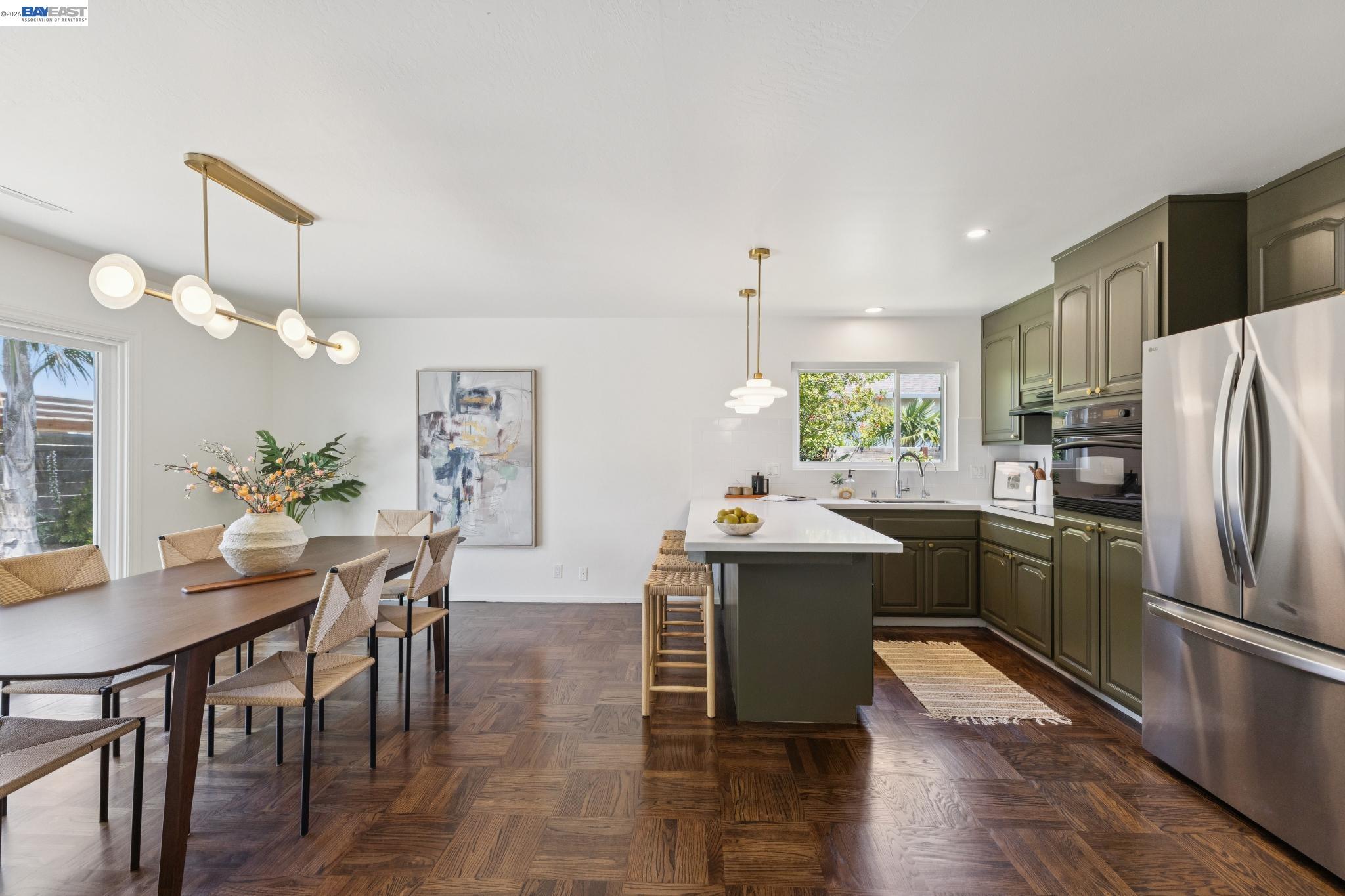 433 Kitty Hawk Road Alameda, CA 94501 - Photo 8 of 34 Gallery Image 8
