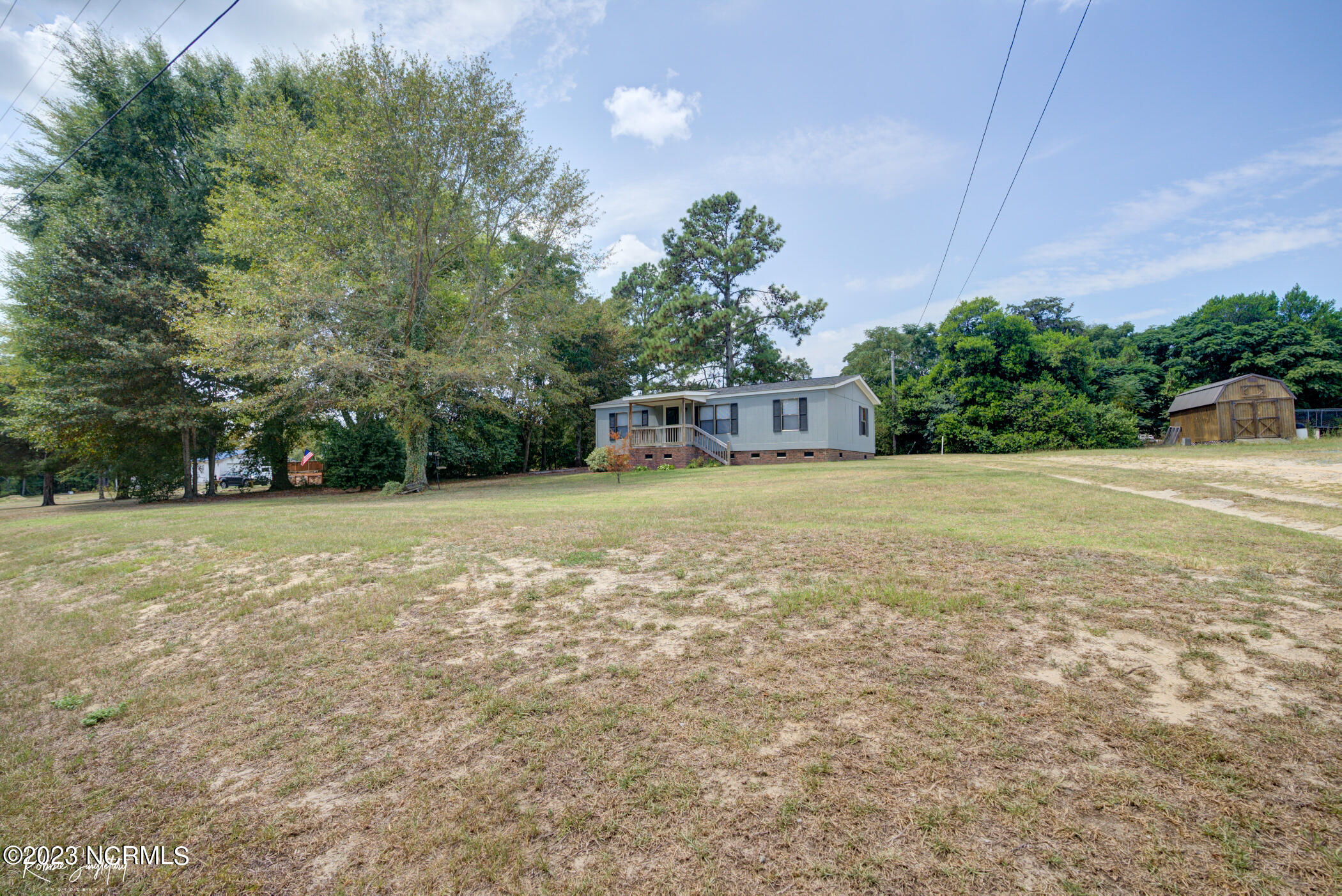 283 Crestview Drive Rockingham, NC 28379 - Photo 4 of 20 DSC07893_4_5