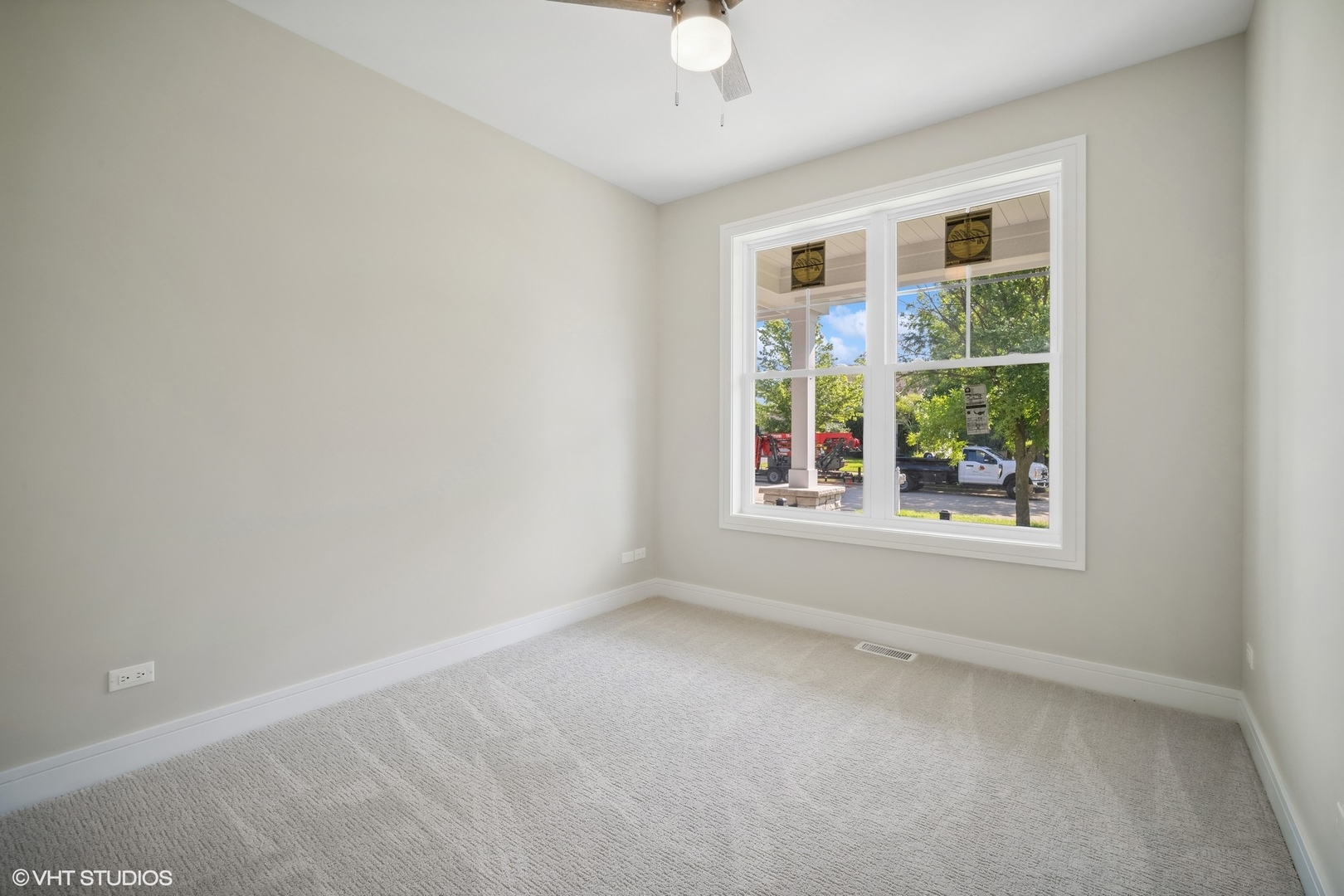 1223 Noble Drive Des Plaines, IL 60018 - Photo 32 of 52 a view of an empty room with a window