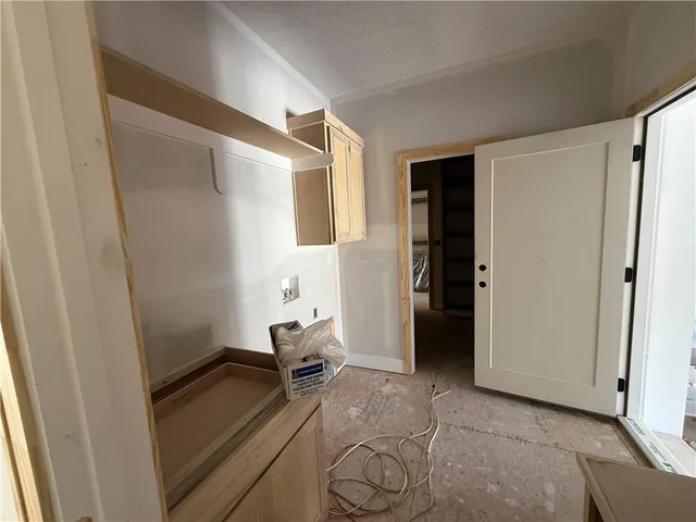 $469,900 | 620 Jensen Court, Blue Springs, MO 64014