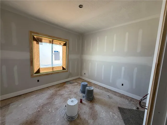 $469,900 | 620 Jensen Court, Blue Springs, MO 64014