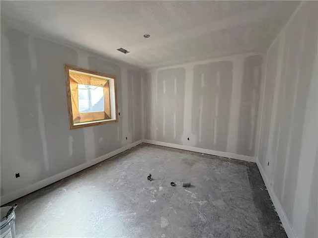 $469,900 | 620 Jensen Court, Blue Springs, MO 64014