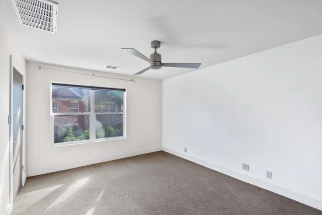 $1,450 | 1101 Grove Boulevard, Unit 206, Austin, TX 78741