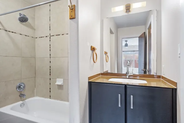 $1,450 | 1101 Grove Boulevard, Unit 206, Austin, TX 78741