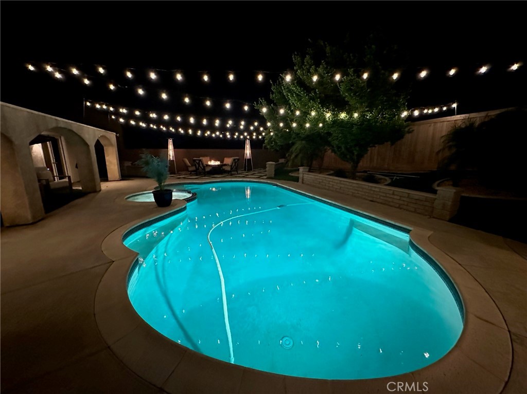 11296 Heathcliff Drive Riverside, CA 92505 - Photo 11 of 19