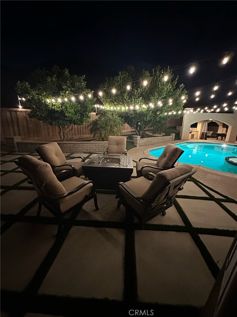 11296 Heathcliff Drive Riverside, CA 92505 - Photo 10 of 19