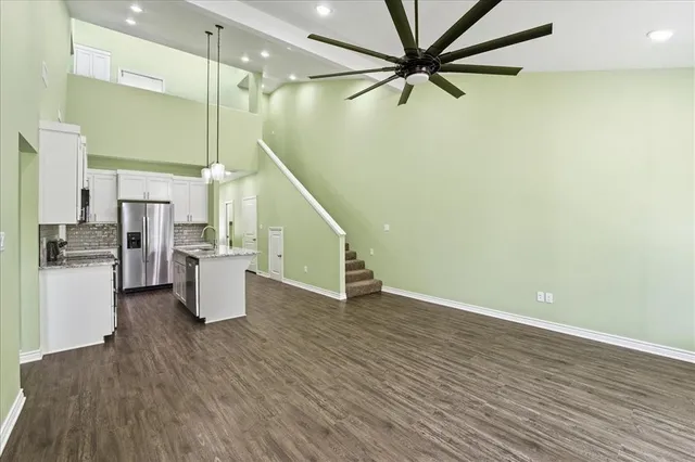 $2,000 | 806 South Newsom Street, Mineola, TX 75773