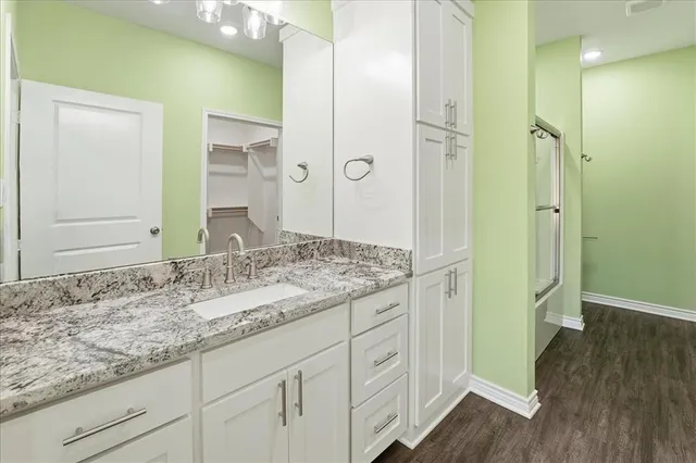 $2,000 | 806 South Newsom Street, Mineola, TX 75773