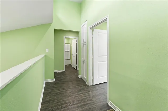 $2,000 | 806 South Newsom Street, Mineola, TX 75773