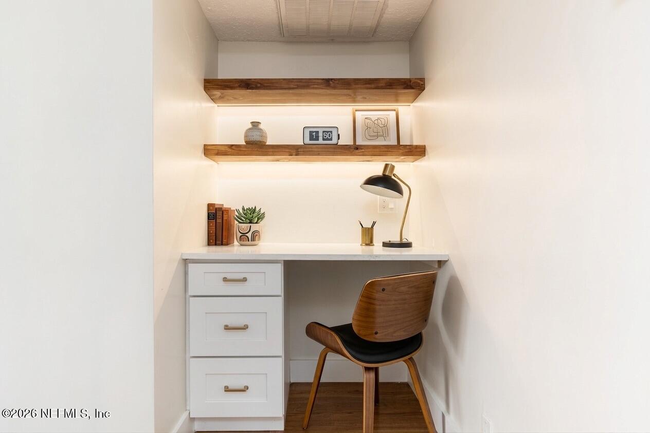 2247 Riverside Avenue, Unit 6 Jacksonville, FL 32204 - Photo 14 of 17 IMG_3533