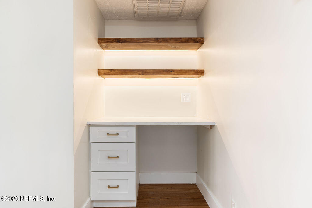 2247 Riverside Avenue, Unit 6 Jacksonville, FL 32204 - Photo 15 of 17 2247RiversideAveJacksonvilleFL-14