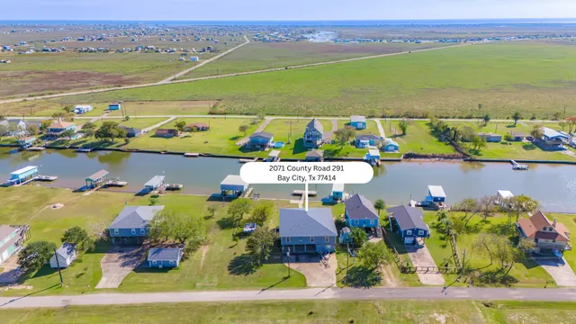 $650,000 | 2071 County Road 291, Bay City, TX 77414