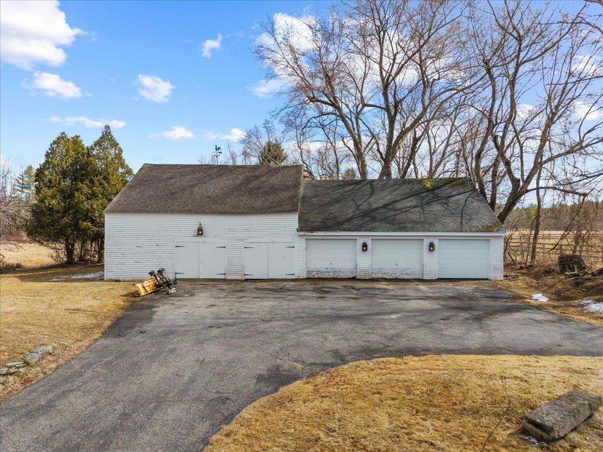 146 Drinkwater Road Kensington, NH 03833 - Photo 4 of 22