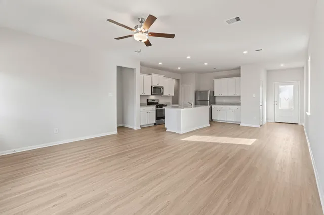 $2,315 | 2518 Green Jasper Drive, Iowa Colony, TX 77583