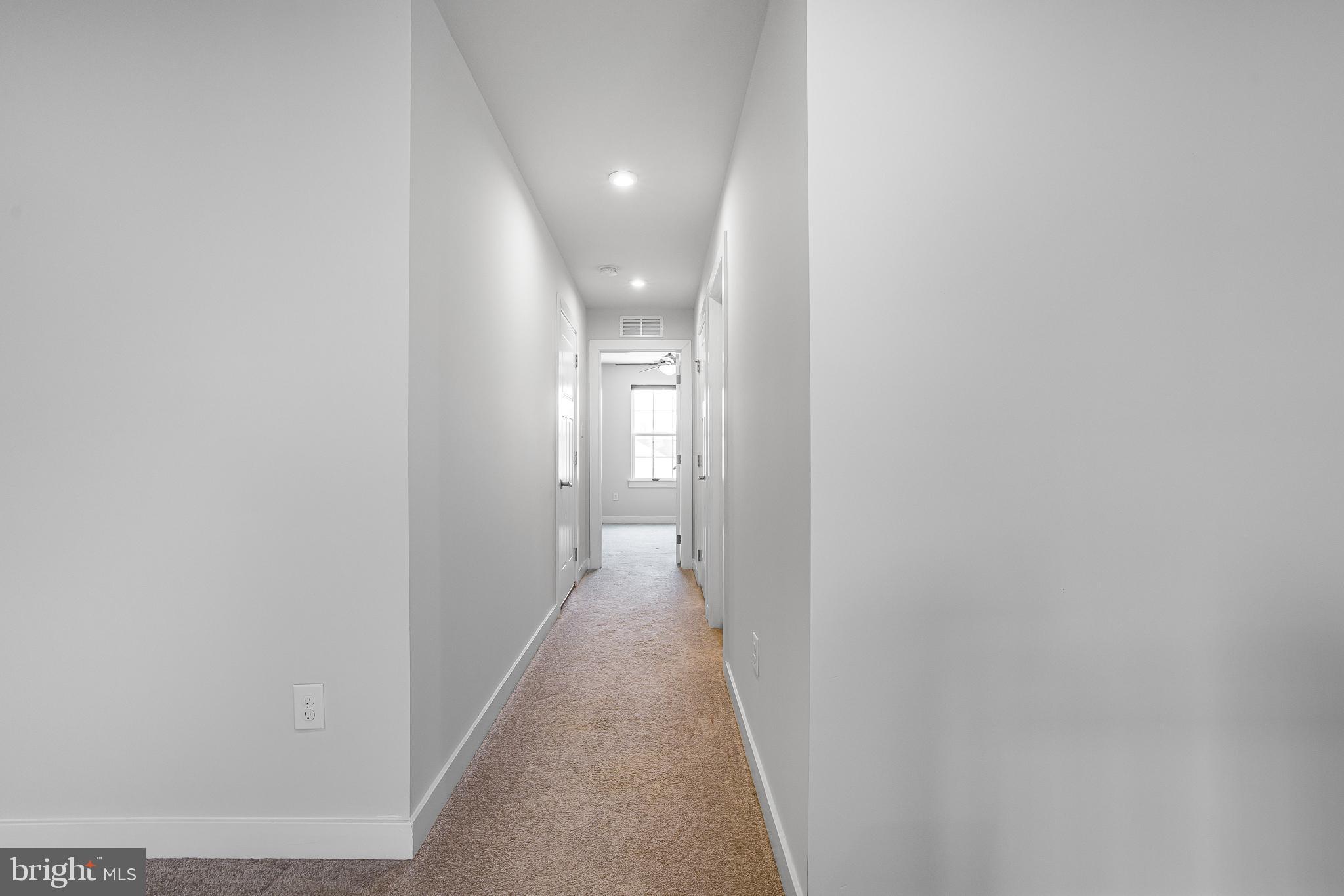 929 Robinson Road Townsend, DE 19734 - Photo 30 of 57 a view of a hallway