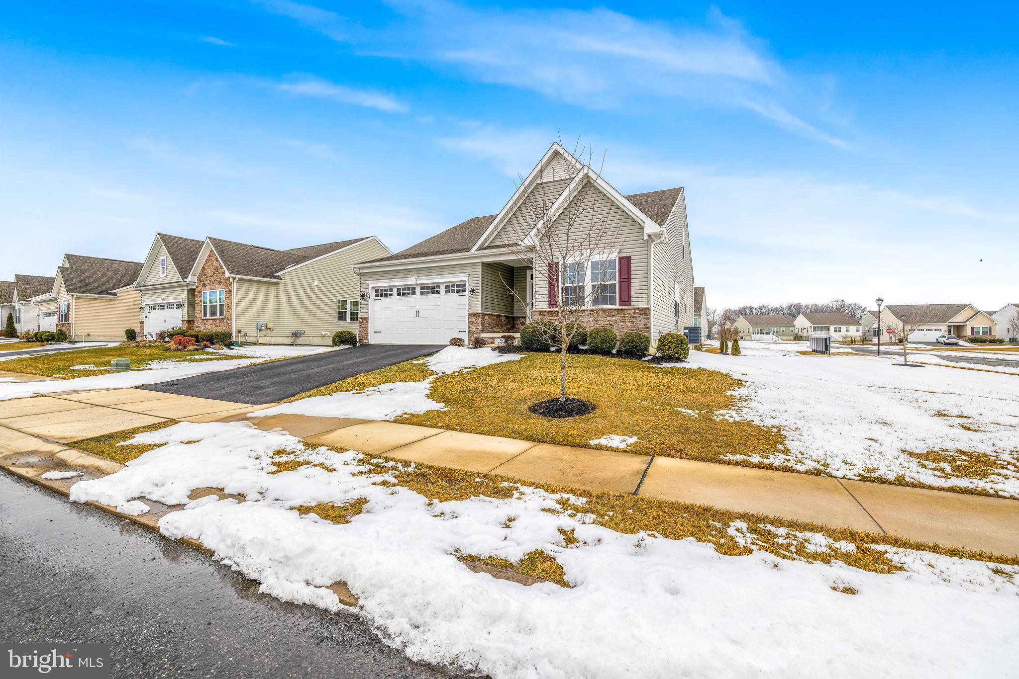 929 Robinson Road Townsend, DE 19734 - Photo 3 of 57 a view of a house with a patio