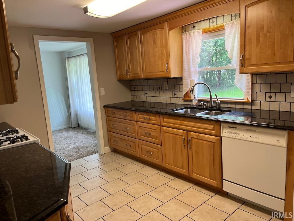 1007 North Greene Road Goshen, IN 46526 - Photo 3 of 11 Gallery Image 3